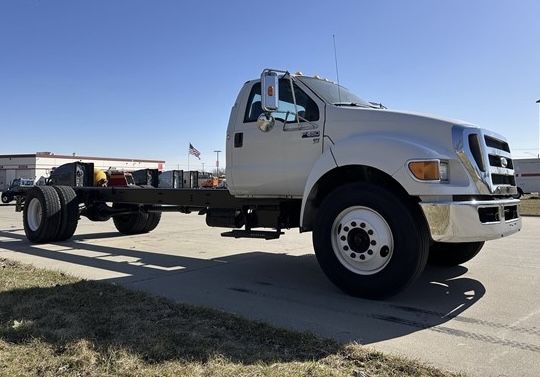 Грузовик Ford F650