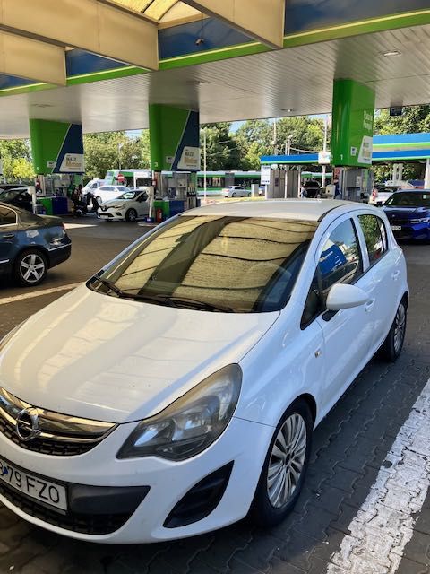 Opel Corsa D 2014,diesel1,3stare bună reviziecauciucuri,2800€