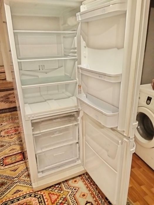 Мұздатқытар кір Жуғыш Машиналар жақсы істеп тұр