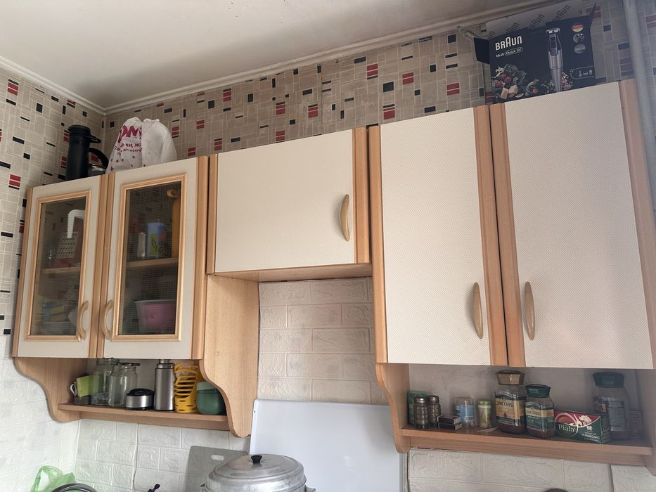 Кухонные шкафы продаю б/у