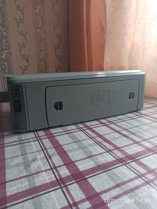 Продам принтер "HP" б/у.