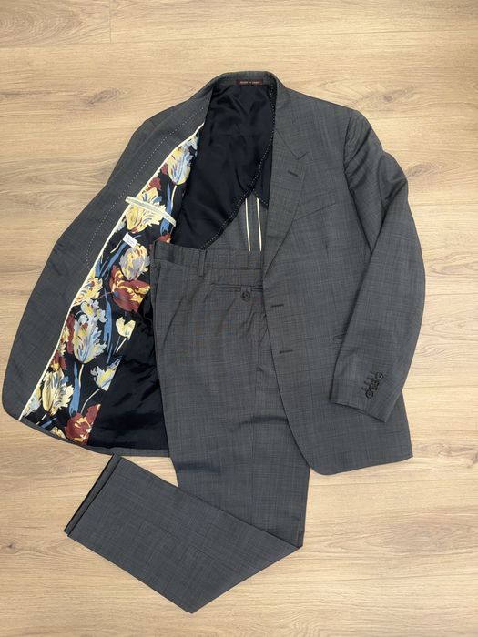 Италиански мъжки костюм Paul Smith