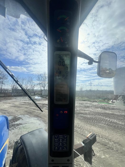 Tractor New Holland T8040