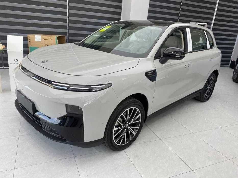 Leapmotor B10 Comfort 510km  Rassrochka,Nasiya,Naxt, 0 Probeg