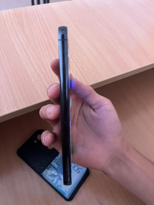 Samsung Galaxy S23 8/256g