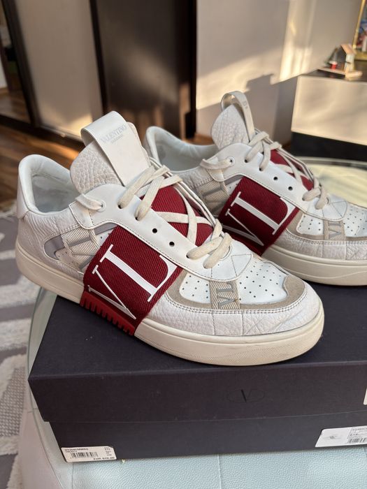 Adidasi Valentino Garavani nr42 autentici