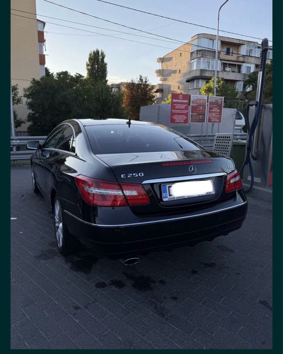 MERCEDES-BENZ E-Class 2011 — imagine 3
