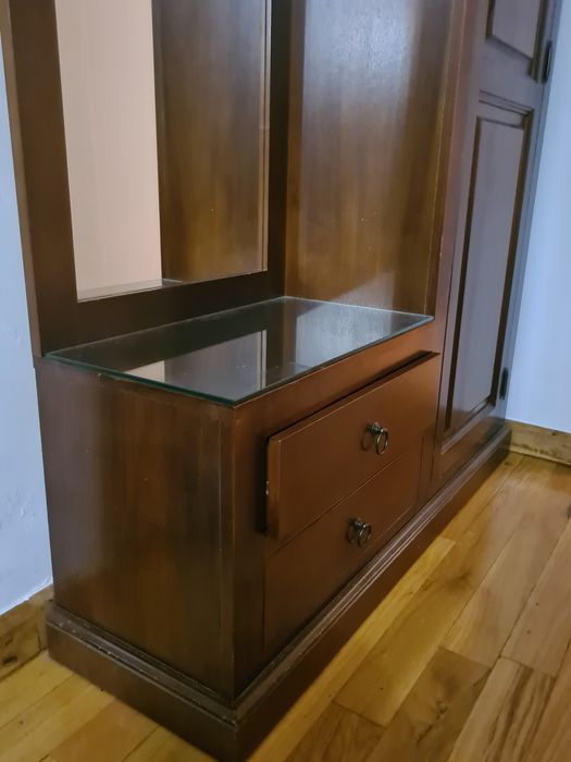 Vand cuier hol lemn cires