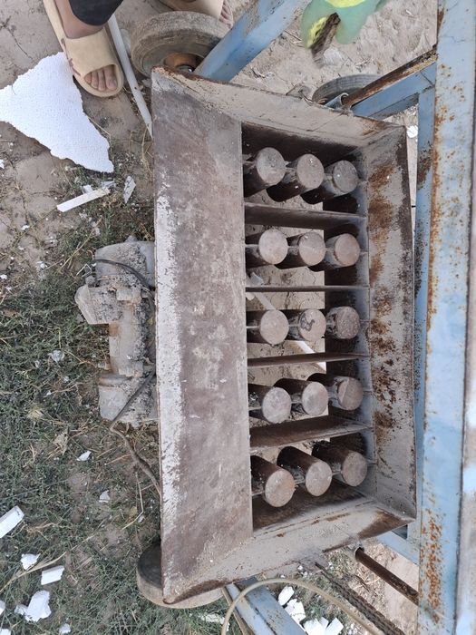 Станок для шлакоблок срочно продается