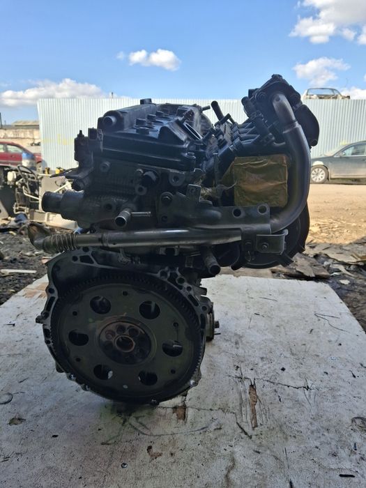 Продаётся двигатель на Тойота Авенсис