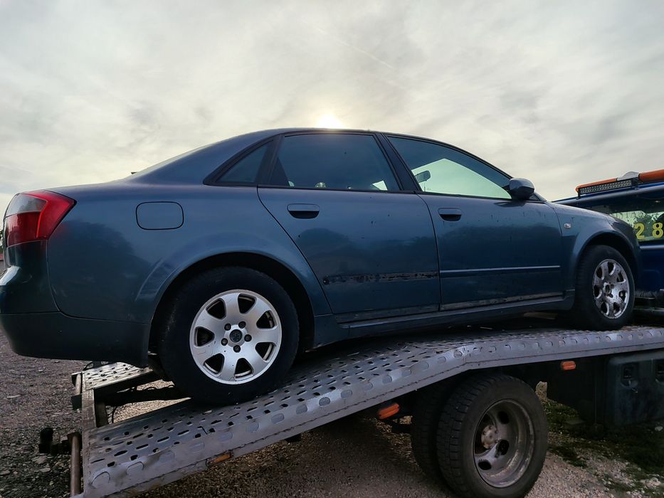 Ауди А4 Б6 2.0  и 1.9 на части