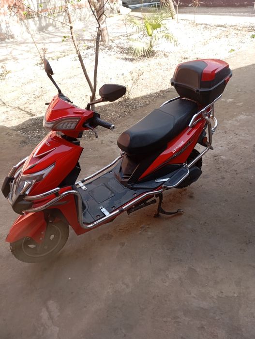 Skuter Lexus           ʼʼ