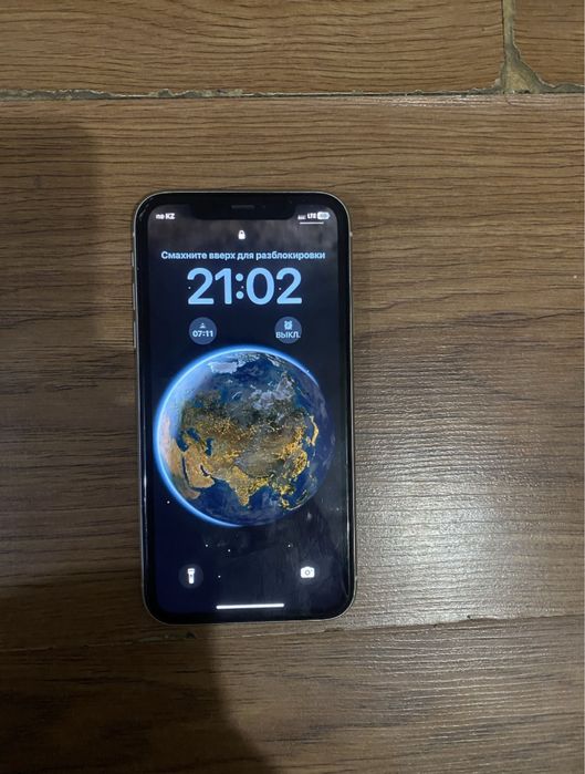 iPhone 11 в хорошем состоянии