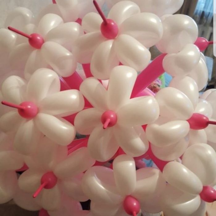 Цветочки, стойки, клоуны