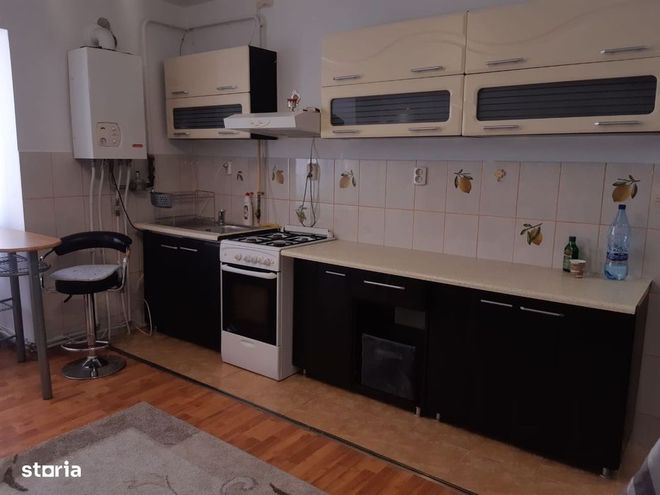 Apartament 2 camere Zamca de inchiriat.