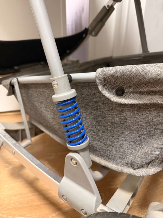 Bolalar kolyaskasi-lyulka