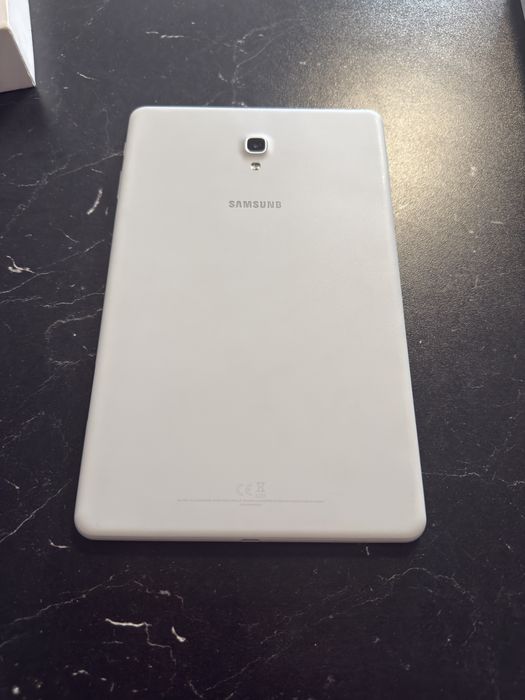 Tableta Samsung Galaxay Tab A, 10.5 inch, 32gb, 8Mp camera, Alb