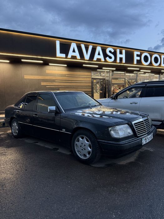 Мерседес W124 2.2