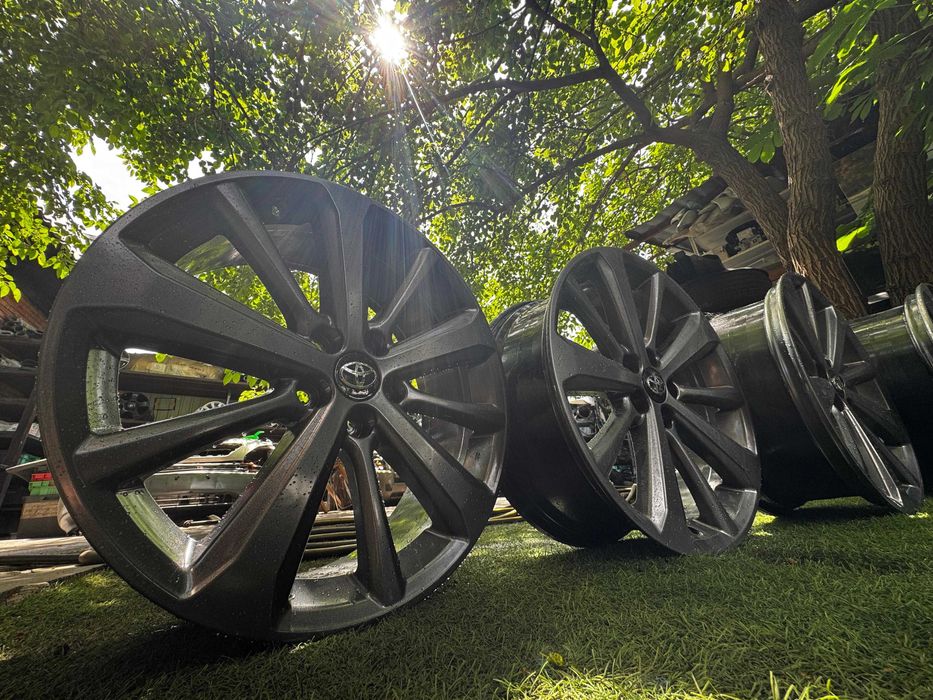 Диски R19 Тойота хайландер "гибрид"