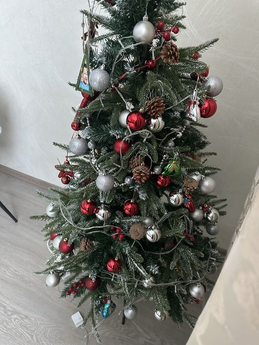 Искусственная ёлка