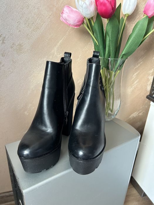 Дамски боти