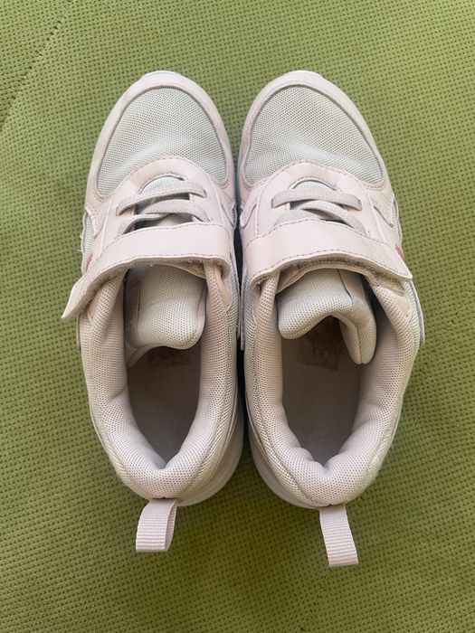 Маратонки за момиче