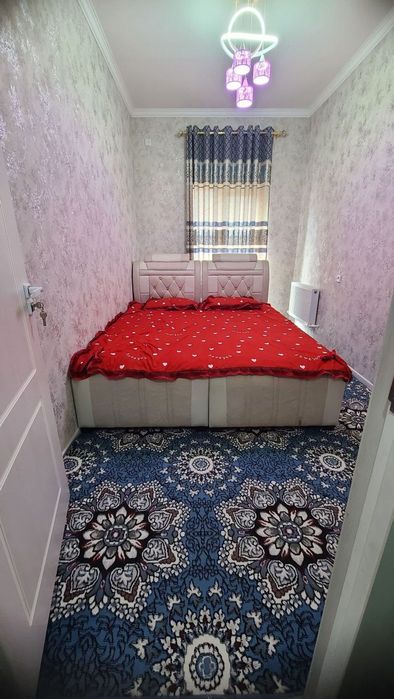 Mirobod quyliq  bozori yaqinida 2 xonali kvartira ijaraga