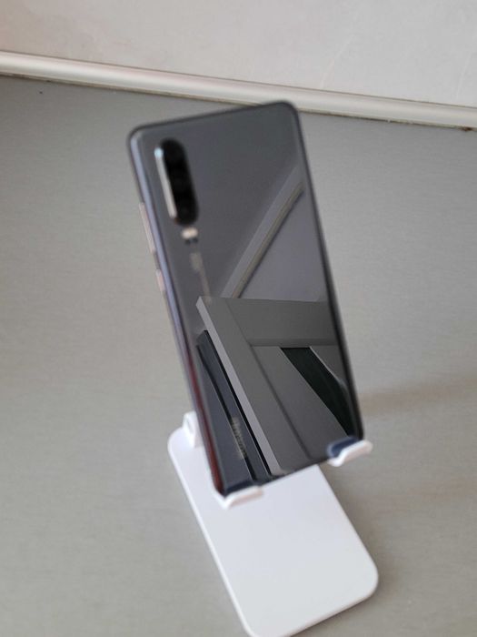 Huawei P30 , piese de schimb.