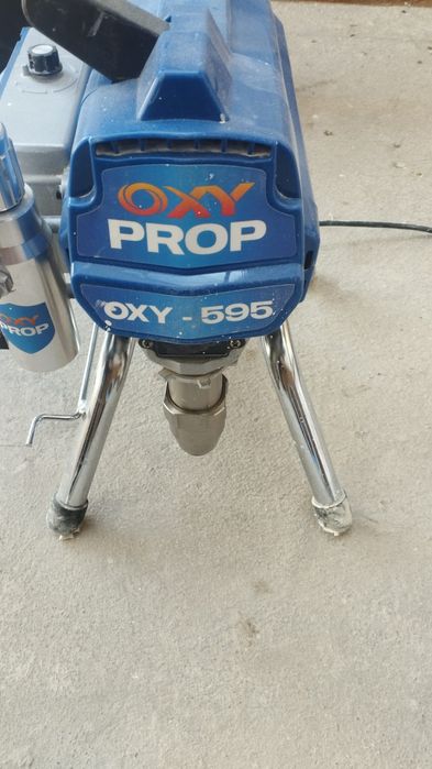 Безвоздушный распылитель оху595