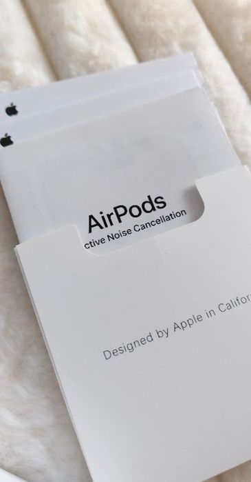 Air pods 4 (2024) ANC