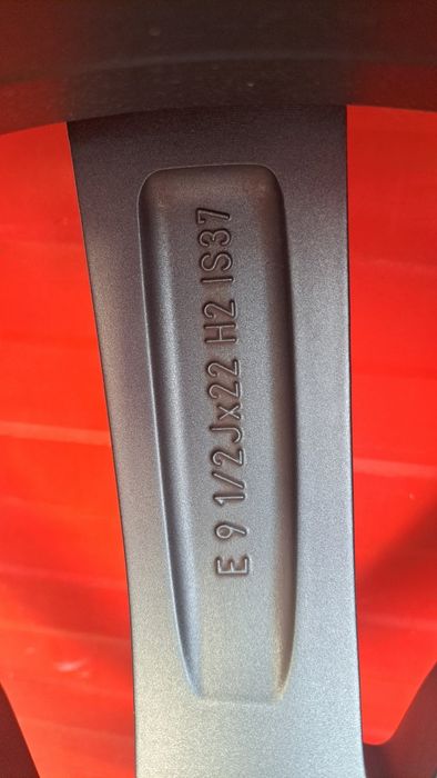 Оригинални джанти БМВ 22 цола Х5 Х6 G05 G06 гуми Pirelli