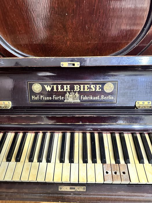 Антикварное немецкое пианино WILH BIESE (ему 151год)
