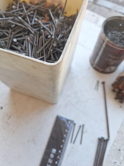 Продам  гвозди разные