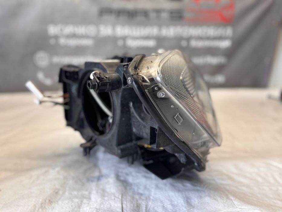 BMW X3 F25 - Десен фар