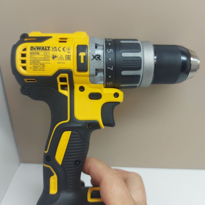 Нови винтоверти Dewalt 18v