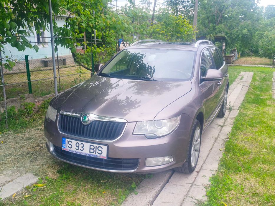 SKODA Superb 2013 — imagine 2