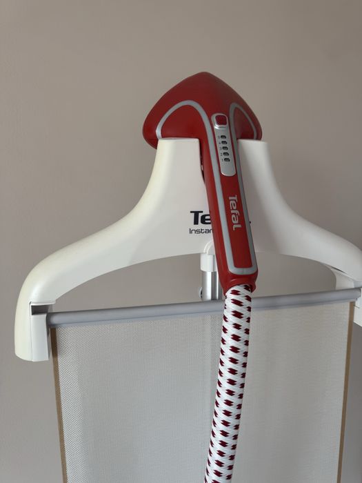 Tefal Уред за гладене на пара