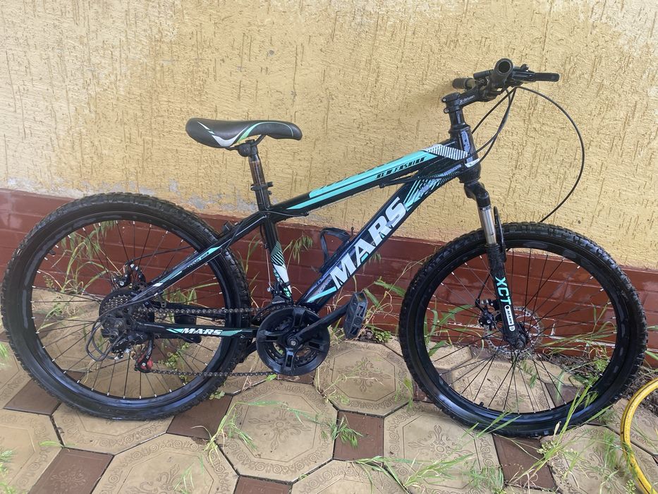 Велосипед в хорошем состояние