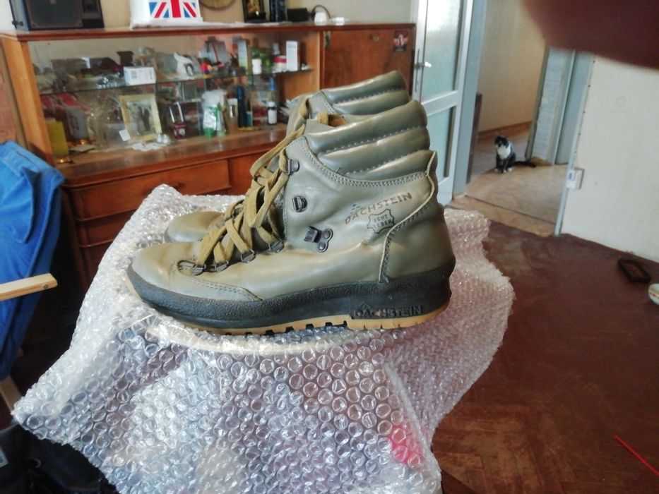 Джон. Спорт. Добре. Дошли