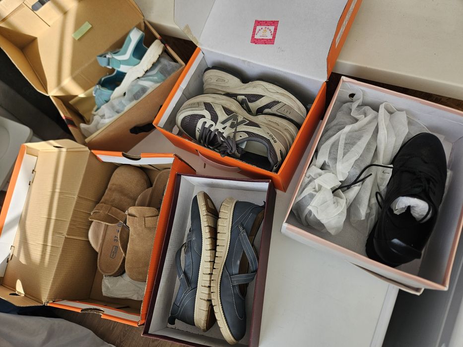 Продам красовки сандали лоферы