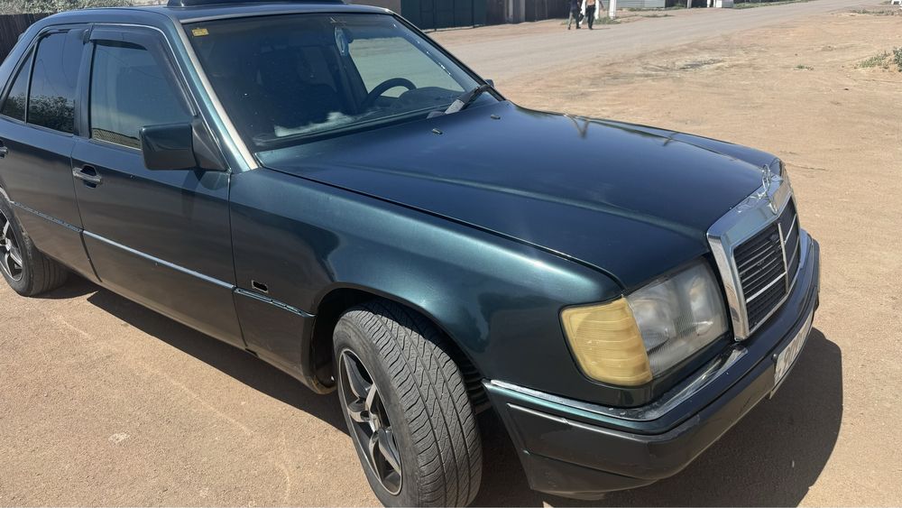 Mercedes benz 1993 года