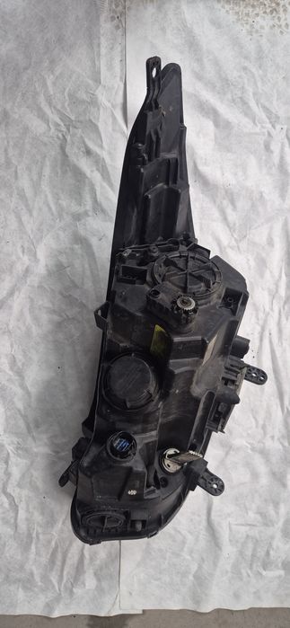 Far Bi-xenon hyundai i40 facelift faruri stanga dreapta original