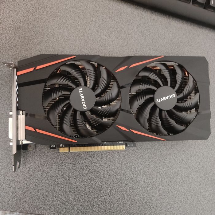 Видеокарта Gigabyte AMD Radeon RX 580 4GB GAMING