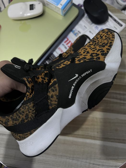 Кроссовки Nike оригинал женские