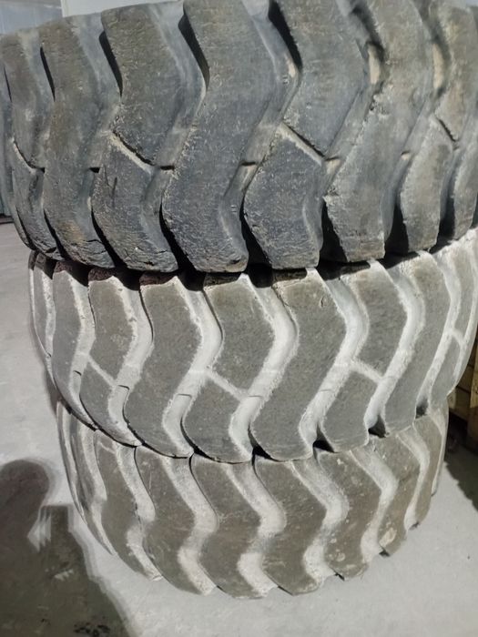 Шина 23,5-25 китай