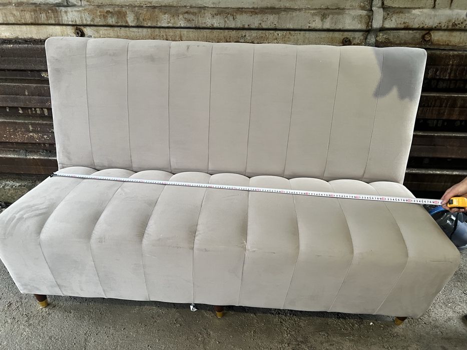 Срочно продам диванчики  для кафе