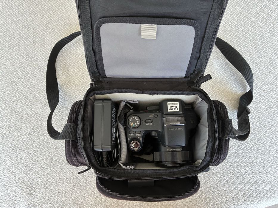 Фотоапарат Sony Cyber-Shot DSC-HX200V 18,2 MP