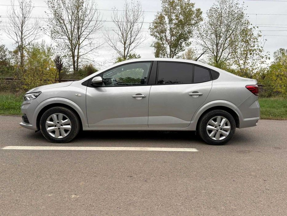 Vând Dacia Logan 2021