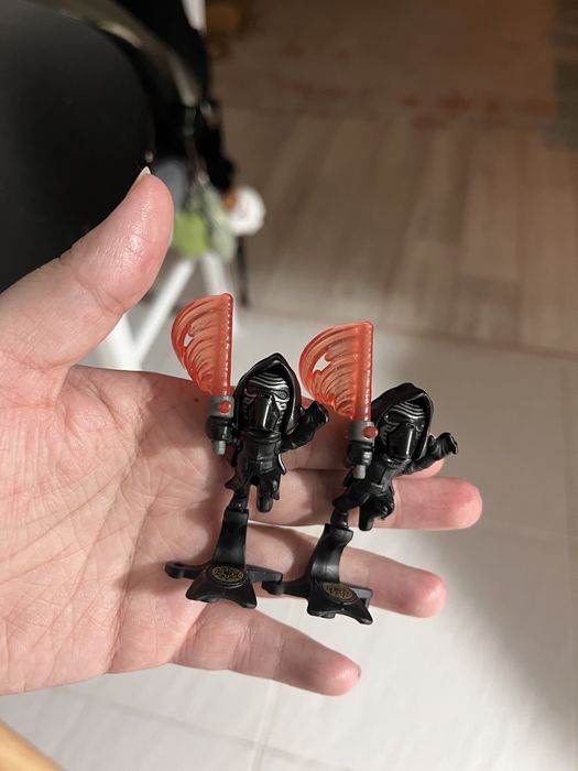 Kinder Звездные Войны фигурки