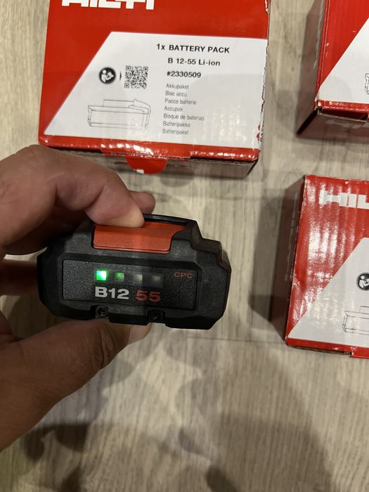 Acumulatori Hilti 12V-5 ah.(B12-55)sau 12V-4 ah.(B12-40)